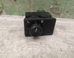 Переключатель регулировки зеркала для Nissan Primera P11 96-02  запчасти бу