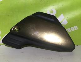 Крышка боковая для YAMAHA XJR 400  запчасти бу