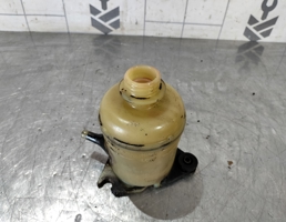 Бачок гидроусилителя для Mazda 626 (GE) 1992-1997  запчасти бу