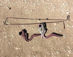 Петля крышки багажника для BMW 5-серия E28 81-87  запчасти бу