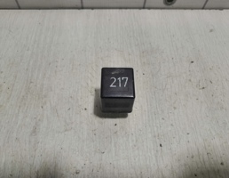 Реле для Audi A6 (C4) 1994-1997  запчасти бу