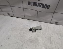 Датчик положения коленвала для Skoda Octavia A5 1Z   04-13  запчасти бу