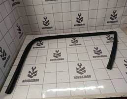 Уплотнитель стекла двери для Chevrolet Aveo T200 03-08  запчасти бу