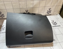 Бардачок для LADA VESTA 15-19  запчасти бу