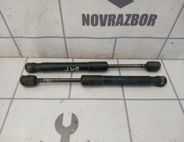 Амортизатор крышки багажника для Mazda Mazda 3  BK  02-09  запчасти бу