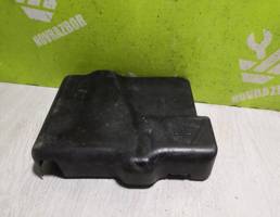 Крышка аккумулятора для Peugeot 206 98-12  запчасти бу