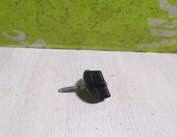 Болт крепления запасного колеса для LADA VESTA 15-19  запчасти бу