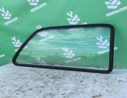 Стекло кузовное глухое правое для VW Golf 2 Jetta 2 83-92  запчасти бу
