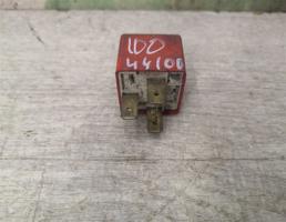 Реле для Audi 100 200 (44) 83-91  запчасти бу