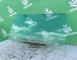 Стекло двери задней левой для VW Passat  B3  1988-1993  запчасти бу