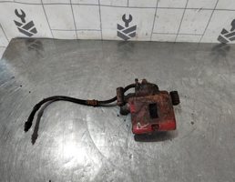 Суппорт передний правый для Mazda 626 (GE) 1992-1997  запчасти бу