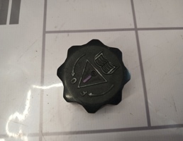 Крышка расширительного бачка для Peugeot 307 2001-2008  запчасти бу