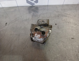 Петля двери передней правой верхняя для Peugeot 307 2001-2008  запчасти бу