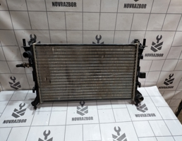 Радиатор основной для Ford Focus 1 1998-2004  запчасти бу