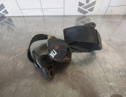 Ремень безопасности для VW Passat  B3  1988-1993  запчасти бу