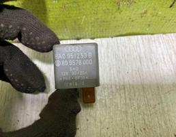 Реле для VW Passat B5 96-00  запчасти бу