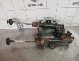 Амортизатор передний для Peugeot 307 2001-2008  запчасти бу