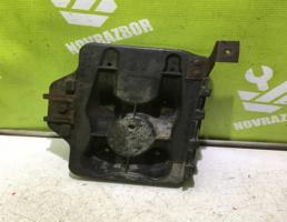 Крепление АКБ (корпус/подставка) для Seat Toledo 2  1999-2006  запчасти бу