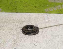 Гайка ступицы для VW Passat B4 94-96  запчасти бу