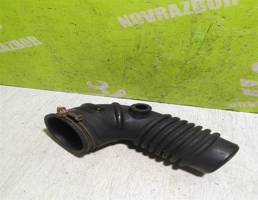 Патрубок воздушного фильтра для Mitsubishi Space Wagon (N3,N4) 1991-2000  запчасти бу