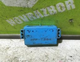 Блок электронный для Volvo S40 95-98  запчасти бу
