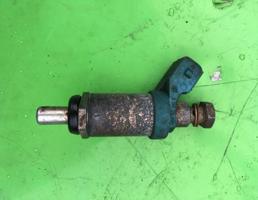 Форсунка инжекторная для Volvo 940 90-94  запчасти бу