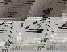 Уплотнитель стекла двери для Audi 80  90  B3  86-91  запчасти бу