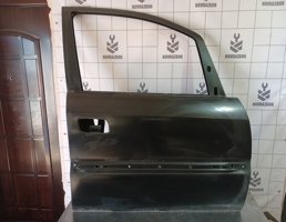 Дверь передняя правая для Opel Zafira A 99-05  запчасти бу
