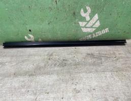 Накладка стекла заднего левого для Ford Focus 1 1998-2004  запчасти бу