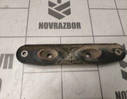 Кронштейн глушителя для Skoda Yeti 2009-2018  запчасти бу