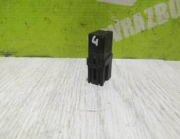 Реле для Suzuki Baleno 98-07  запчасти бу