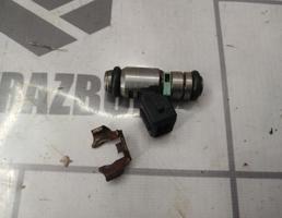 Форсунка инжекторная для Fiat Punto 2 (188) 99-10  запчасти бу