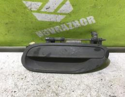 Ручка двери задней наружная левая для Volvo S40 95-98  запчасти бу