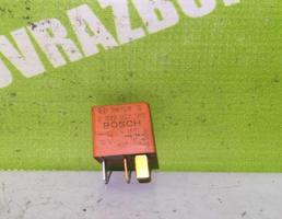 Реле для Toyota Corolla E12 2001-2006  запчасти бу