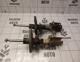 Амортизатор передний для Renault Megane 3 09-16  запчасти бу