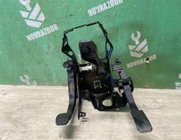 Блок педалей для VW Golf 3 Vento 91-97  запчасти бу