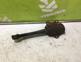 Опора двигателя для VW Polo 94-99  запчасти бу