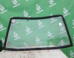 Стекло заднее для BMW 5-серия E28 81-87  запчасти бу