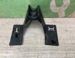 Кронштейн (сопут. товар) для BMW X3 F25 2010-2017  запчасти бу