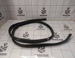 Уплотнитель для Renault Logan 2005-2014  запчасти бу