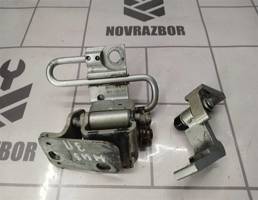 Петля двери для Skoda Octavia A4 1U 2000-2011  запчасти бу