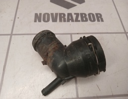 Фланец / тройник для Skoda Yeti 2009-2018  запчасти бу