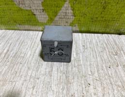 Реле для Seat Ibiza 4 2002-2008  запчасти бу