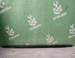 Уплотнитель стекла двери для LADA VESTA 15-19  запчасти бу