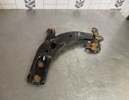 Рычаг передний правый для Kia Spectra 2001-2011  запчасти бу