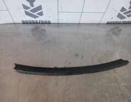 Уплотнитель стекла двери для Ford Focus 2 05-08  запчасти бу