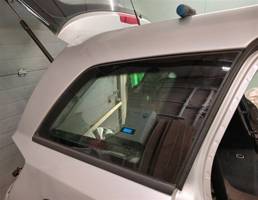 Стекло кузовное глухое правое для Opel Astra H / Family 2004 >  запчасти бу