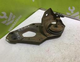 Опора двигателя правая для Fiat Punto 1(176) 93-99  запчасти бу