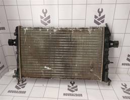 Радиатор основной для Opel Zafira A 99-05  запчасти бу