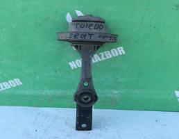 Кронштейн КПП для Seat Toledo 2  1999-2006  запчасти бу